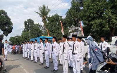 Siswa-Siswi SMA Patriot Bekasi Berpartisipasi dalam Gerak Jalan Indah tingkat SMA/SMK